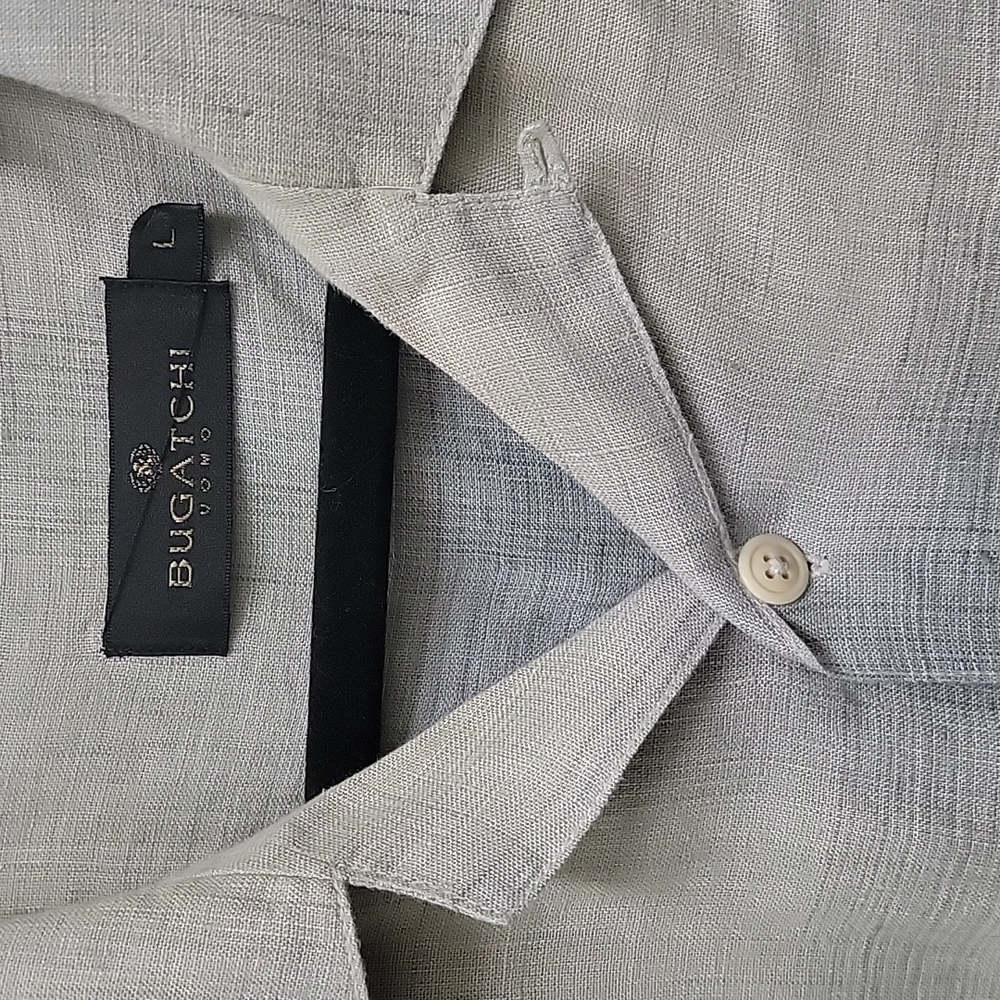 Bugatchi Uom short sleeve shirt, size L, perfect condition.
